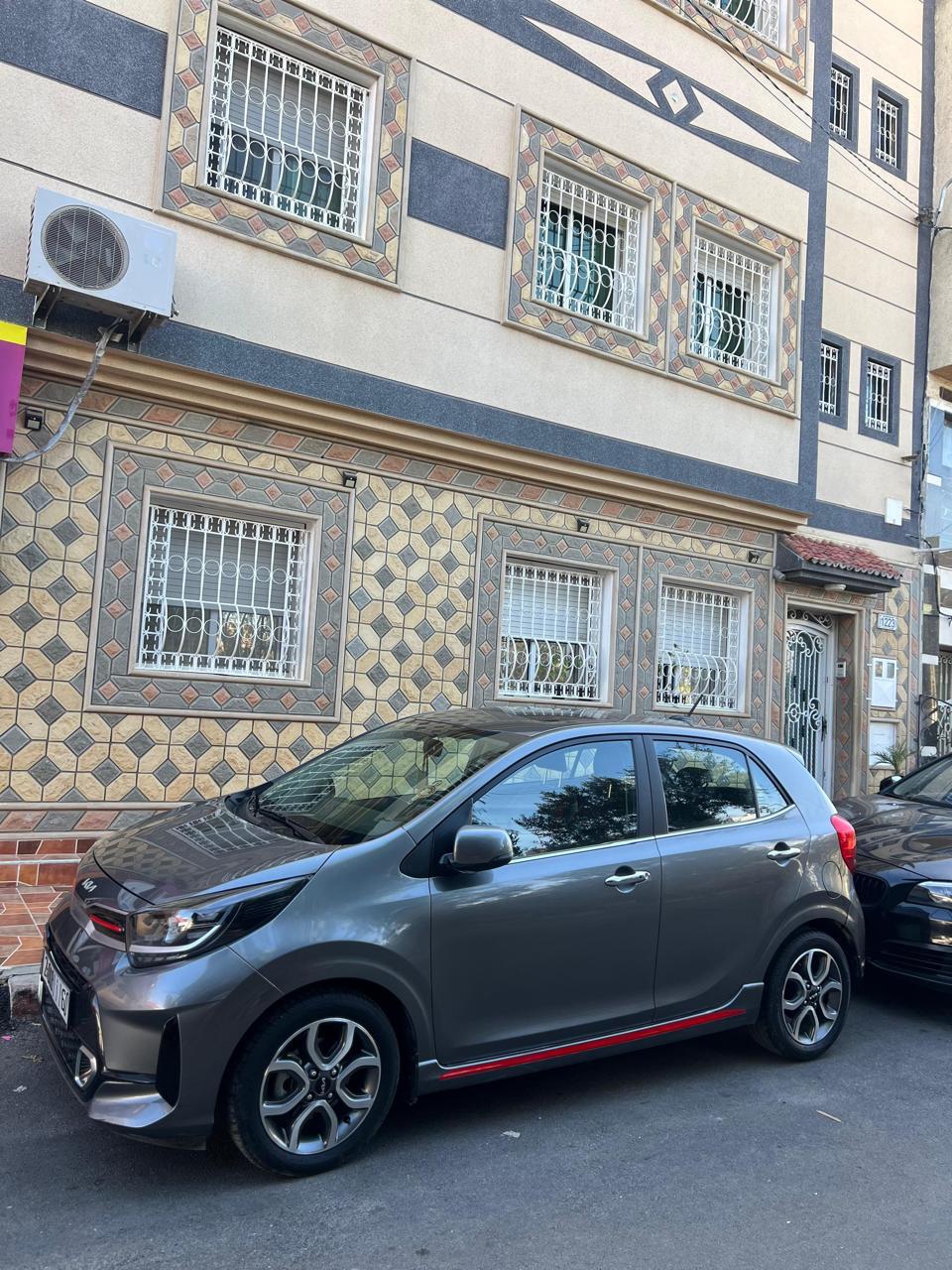 Lazrak auto Kia picanto gt line 2022 